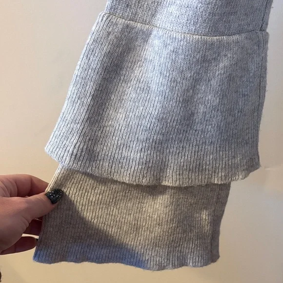 J. Crew Wool Cotton Blend Bell Sleeve Gray Pullover Sweater. Size Large - Picture 4 of 8